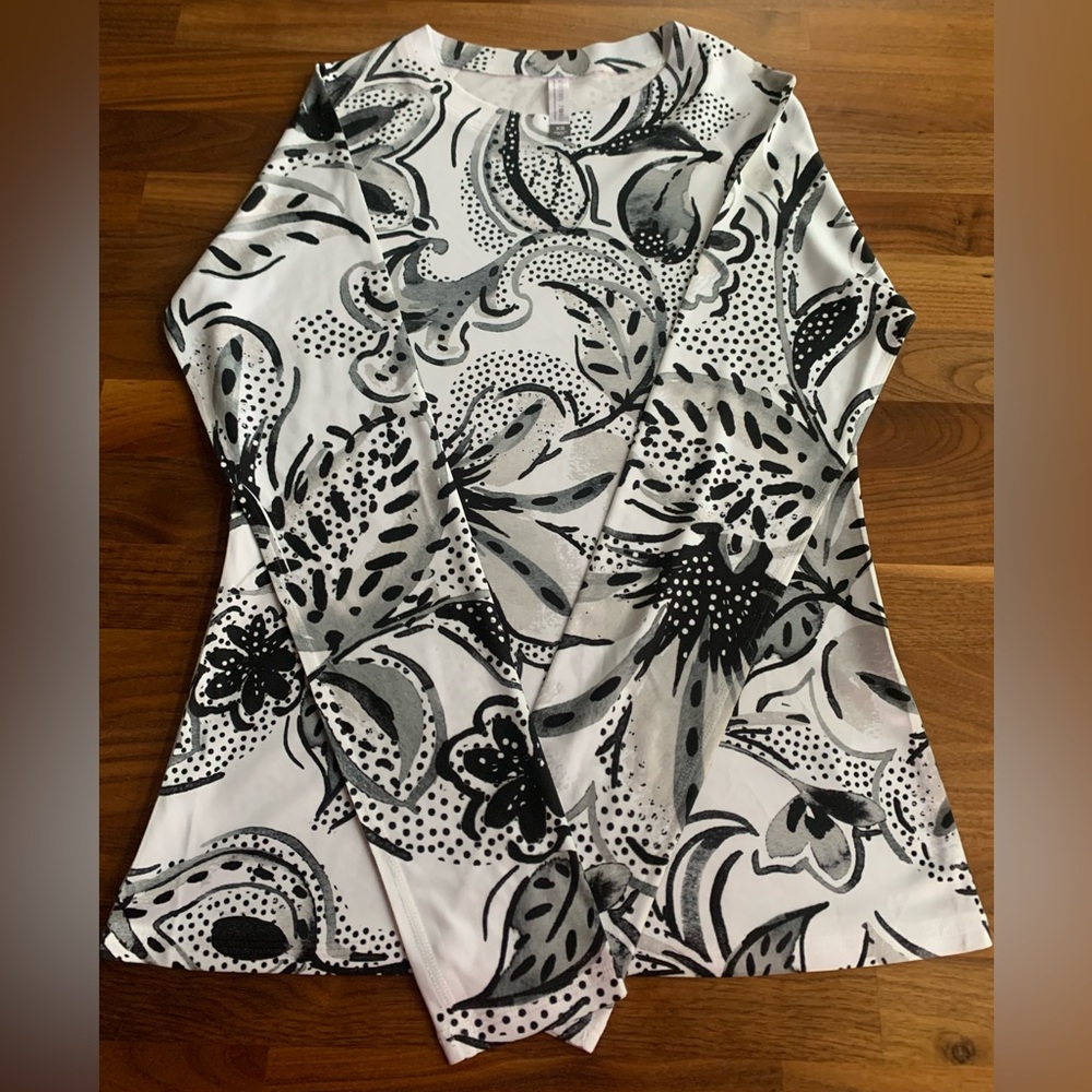 NWOT Sundance Vibrant Striped Floral Rash Guard Women's Top